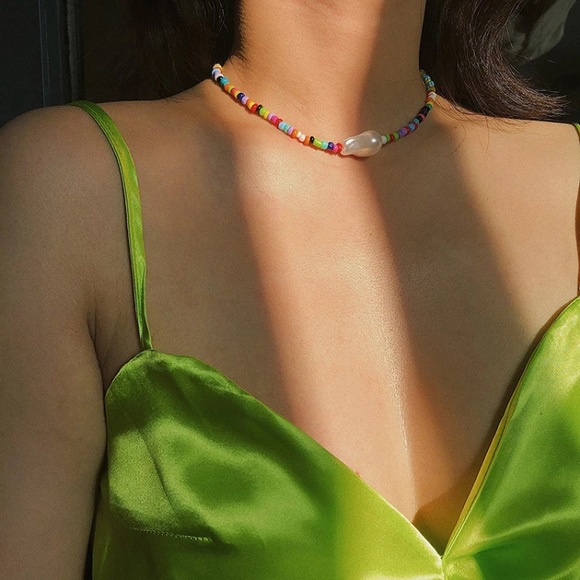 Big Baroque Imitation Pearl Colorful Bead Rainbow Choker - Picture 4 of 6